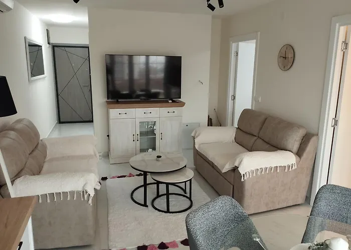 Apartament Vauda White *